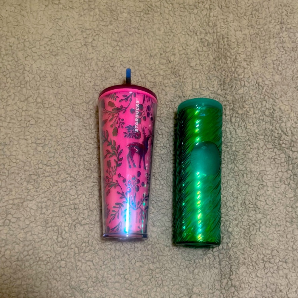 NWT 2 Starbucks Holiday Cups